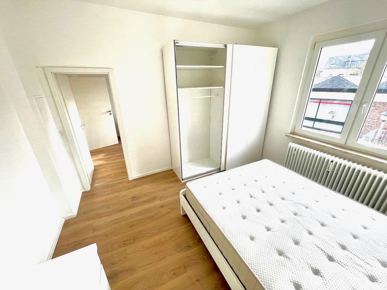 Pronájem bytu 2+1 40 m², Bahnhofstr. 0, Brühl, Severní Porýní-Vestfálsko Pronájem bytu 2+1 40 m², Bahnhofstr. 0, Brühl, Severní Porýní-Vestfálsko