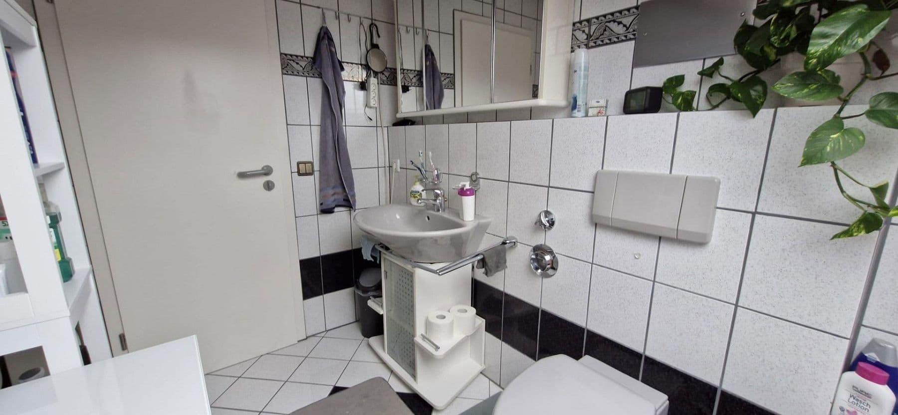 Prodej bytu 4+kk 93 m², Allmersbach im Tal, Bádensko-Württembersko Prodej bytu 4+kk 93 m², Allmersbach im Tal, Bádensko-Württembersko