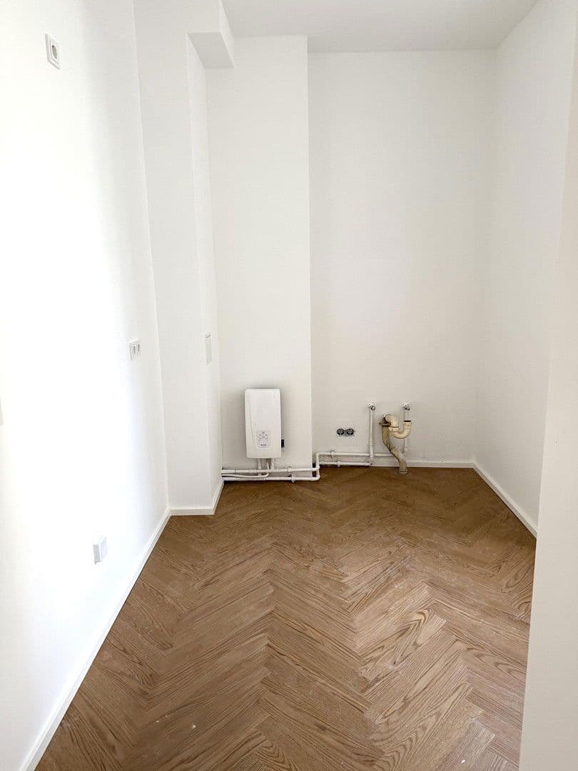 Prodej bytu 2+1 50 m², Berlin, Berlín Prodej bytu 2+1 50 m², Berlin, Berlín