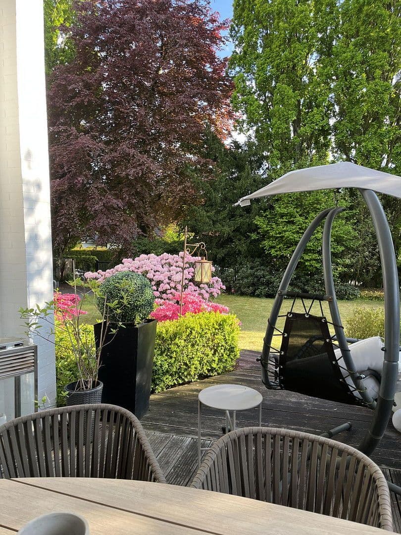 Pronájem domu 194 m², pozemek 1.050 m², Rellingen, Šlesvicko-Holštýnsko Pronájem domu 194 m², pozemek 1.050 m², Rellingen, Šlesvicko-Holštýnsko