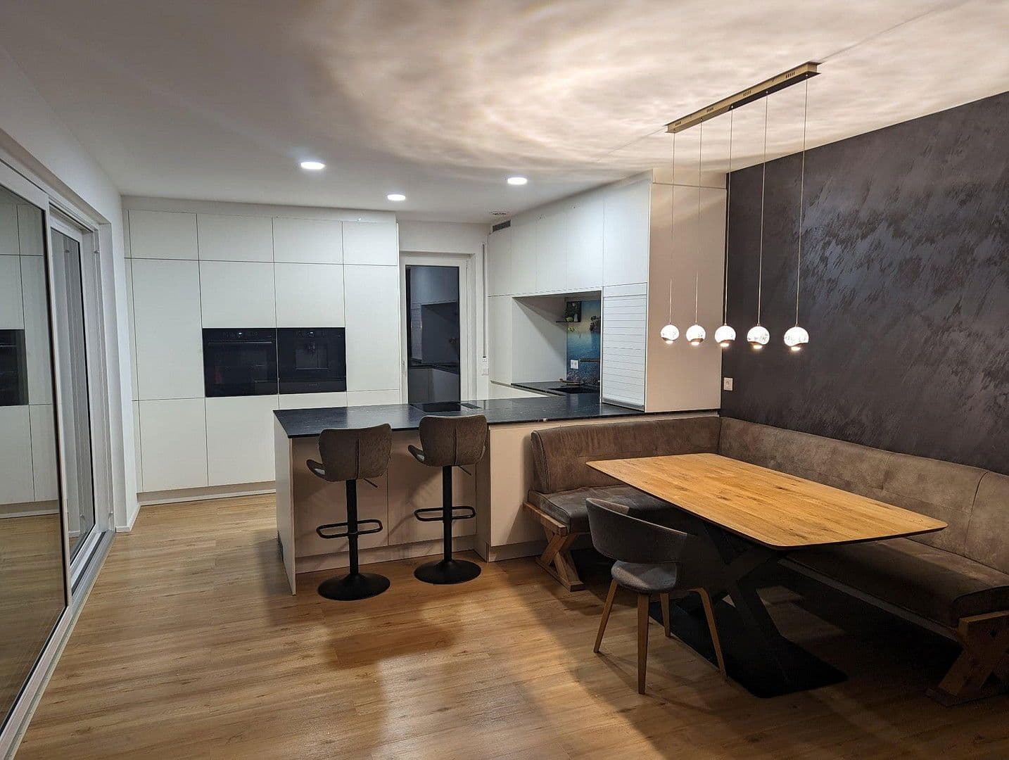 Prodej domu 176 m², pozemek 703 m², Untermünkheim, Bádensko-Württembersko Prodej domu 176 m², pozemek 703 m², Untermünkheim, Bádensko-Württembersko