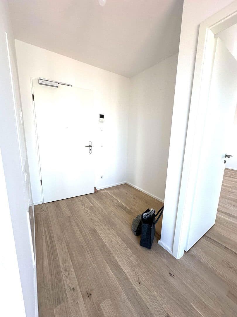 Pronájem bytu 2+1 62 m², Hermine-von-Parish-Straße 43, München, Bavorsko Pronájem bytu 2+1 62 m², Hermine-von-Parish-Straße 43, München, Bavorsko
