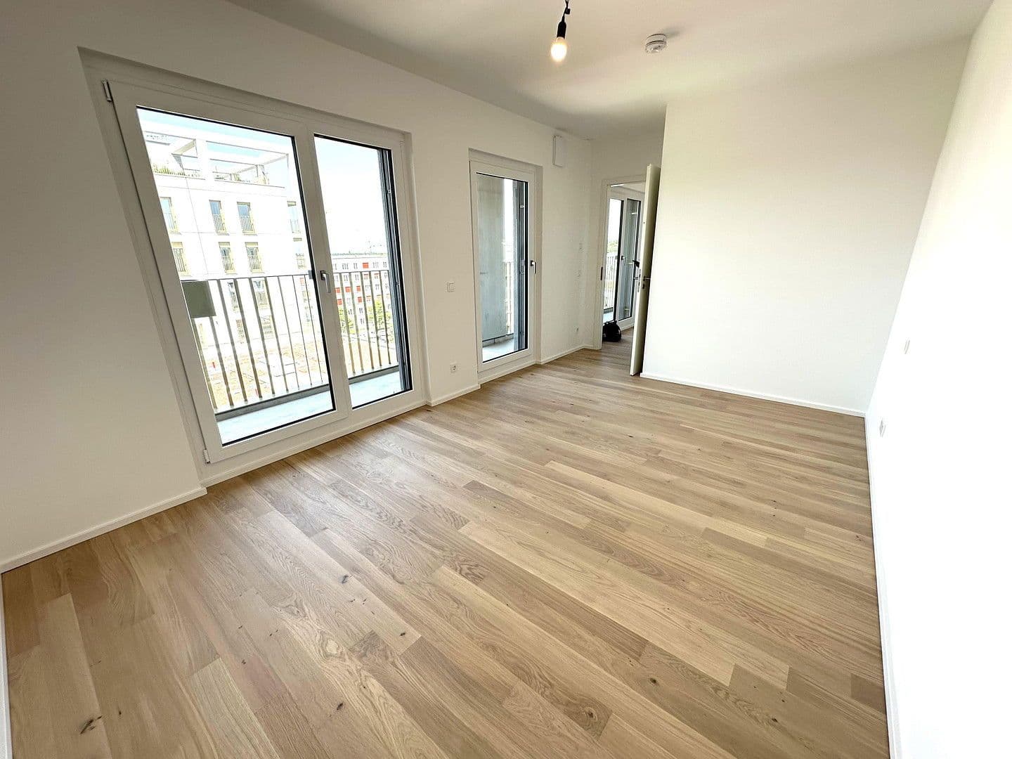 Pronájem bytu 2+1 62 m², Hermine-von-Parish-Straße 43, München, Bavorsko Pronájem bytu 2+1 62 m², Hermine-von-Parish-Straße 43, München, Bavorsko