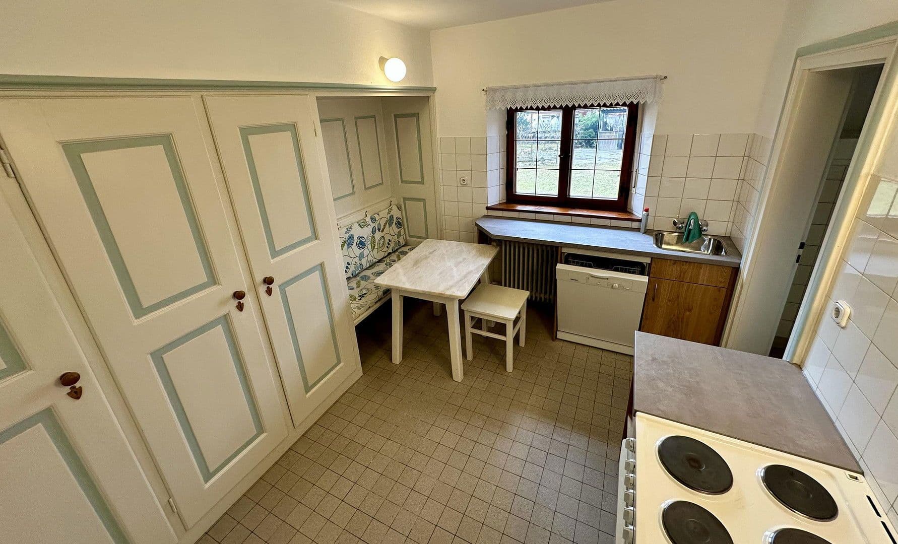 Pronájem domu 97 m², pozemek 2.000 m², Riedering, Bavorsko Pronájem domu 97 m², pozemek 2.000 m², Riedering, Bavorsko