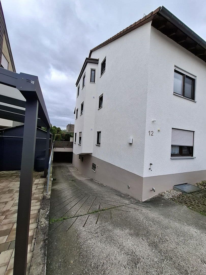 Prodej bytu 3+kk 87 m², Filderstadt, Bádensko-Württembersko Prodej bytu 3+kk 87 m², Filderstadt, Bádensko-Württembersko