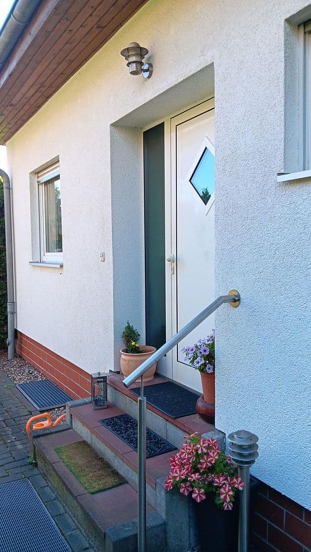 Prodej domu 135 m², pozemek 488 m², Velten, Braniborsko Prodej domu 135 m², pozemek 488 m², Velten, Braniborsko