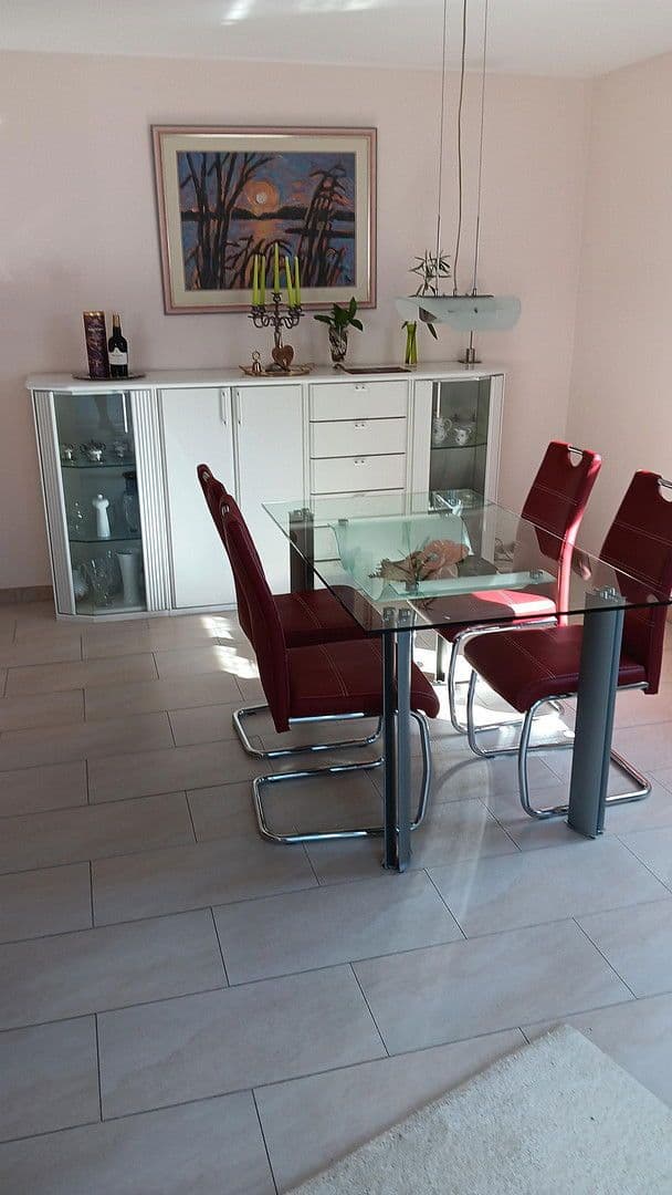 Prodej domu 135 m², pozemek 488 m², Velten, Braniborsko Prodej domu 135 m², pozemek 488 m², Velten, Braniborsko