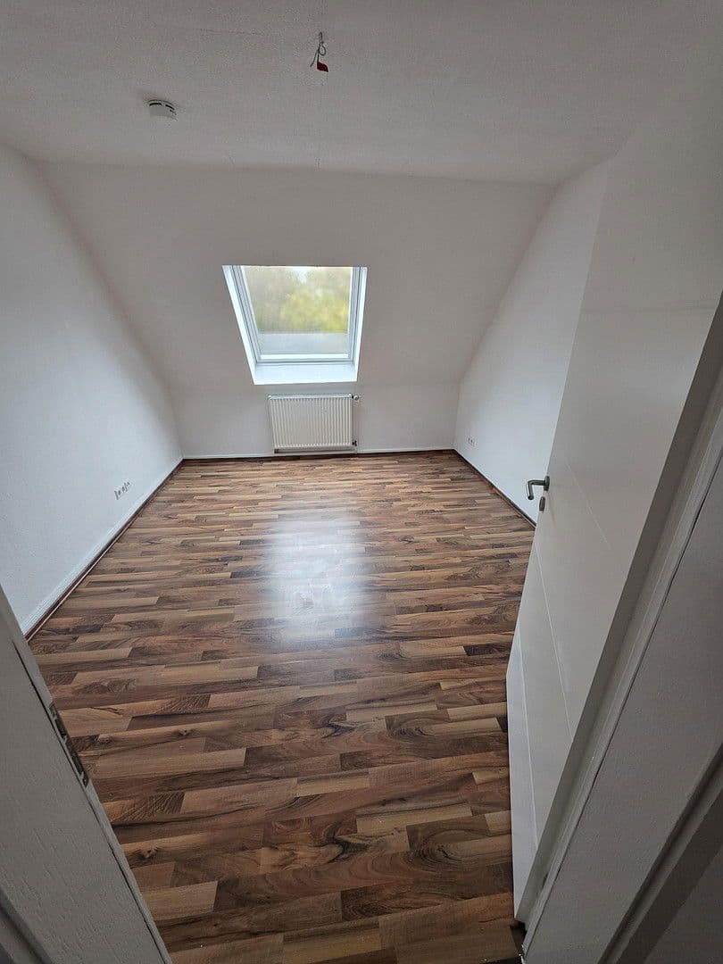 Pronájem bytu 3+1 66 m², Akazienstraße 85, Dortmund, Severní Porýní-Vestfálsko Pronájem bytu 3+1 66 m², Akazienstraße 85, Dortmund, Severní Porýní-Vestfálsko