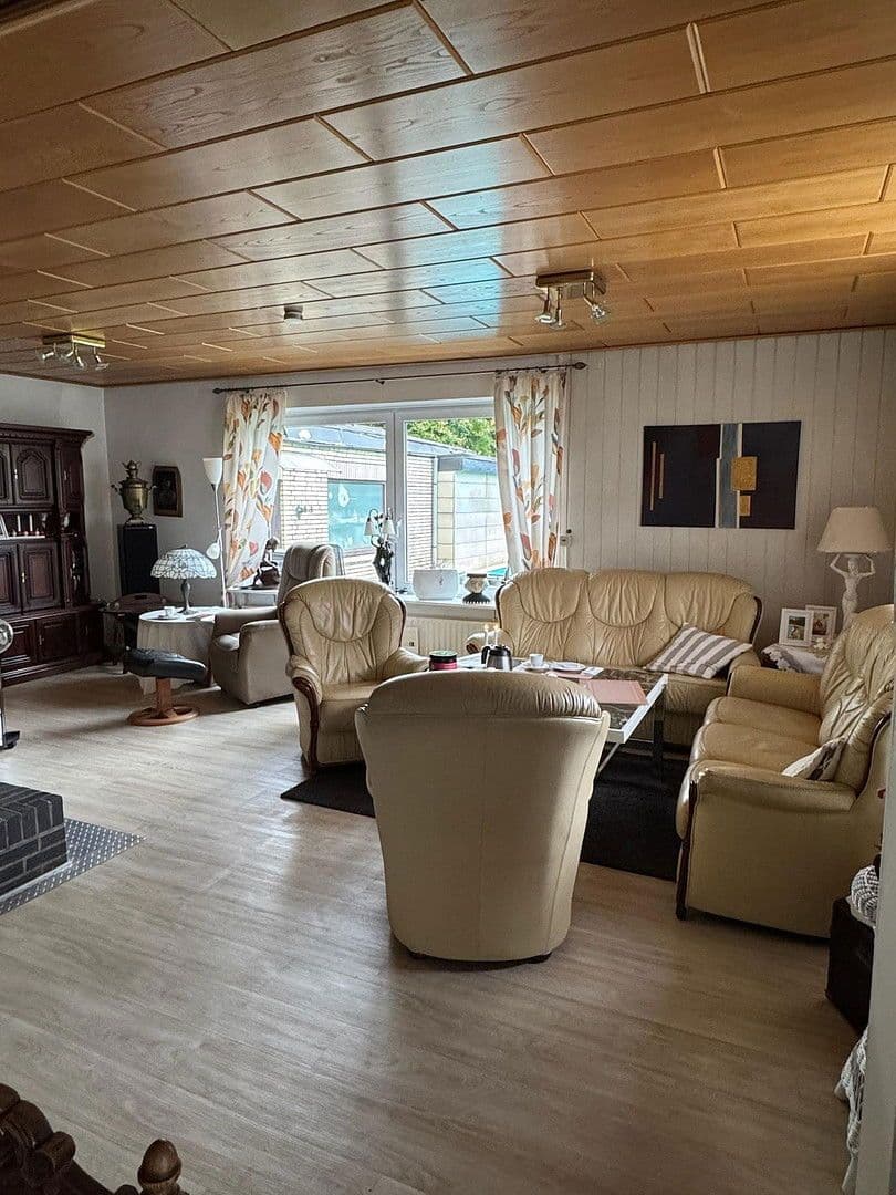 Prodej domu 120 m², pozemek 825 m², Norderstedt, Šlesvicko-Holštýnsko Prodej domu 120 m², pozemek 825 m², Norderstedt, Šlesvicko-Holštýnsko