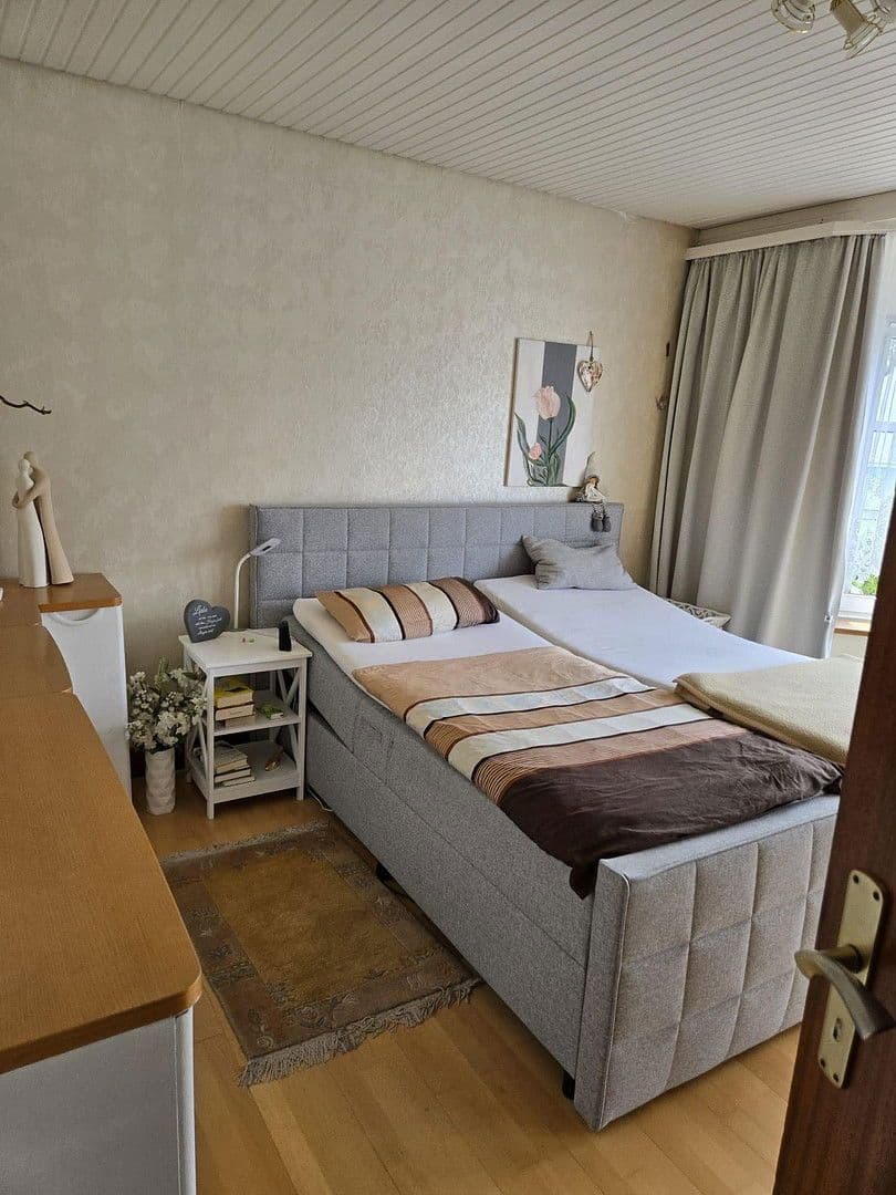 Prodej domu 120 m², pozemek 825 m², Norderstedt, Šlesvicko-Holštýnsko Prodej domu 120 m², pozemek 825 m², Norderstedt, Šlesvicko-Holštýnsko