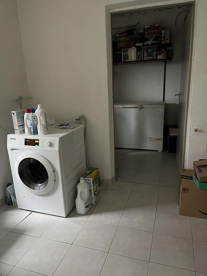 Prodej domu 180 m², pozemek 232 m², Leutenbach, Bádensko-Württembersko Prodej domu 180 m², pozemek 232 m², Leutenbach, Bádensko-Württembersko