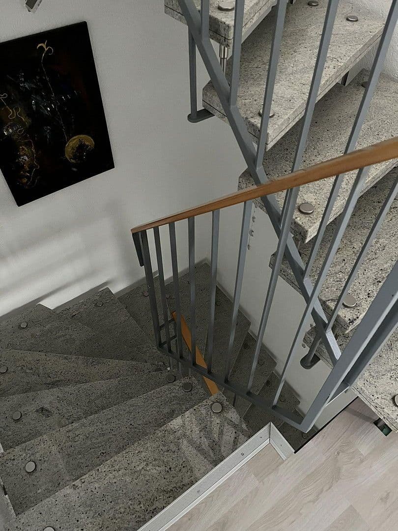 Prodej domu 180 m², pozemek 232 m², Leutenbach, Bádensko-Württembersko Prodej domu 180 m², pozemek 232 m², Leutenbach, Bádensko-Württembersko