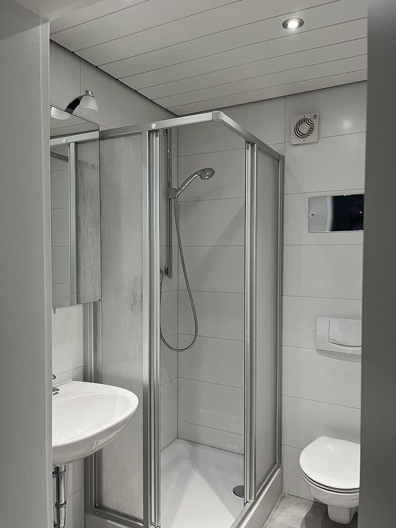 Prodej domu 180 m², pozemek 232 m², Leutenbach, Bádensko-Württembersko Prodej domu 180 m², pozemek 232 m², Leutenbach, Bádensko-Württembersko