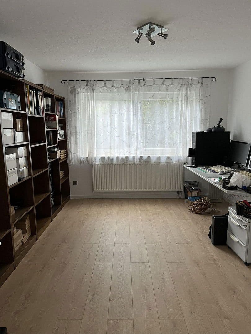 Prodej domu 180 m², pozemek 232 m², Leutenbach, Bádensko-Württembersko Prodej domu 180 m², pozemek 232 m², Leutenbach, Bádensko-Württembersko