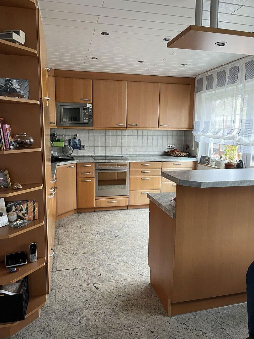 Prodej domu 180 m², pozemek 232 m², Leutenbach, Bádensko-Württembersko Prodej domu 180 m², pozemek 232 m², Leutenbach, Bádensko-Württembersko