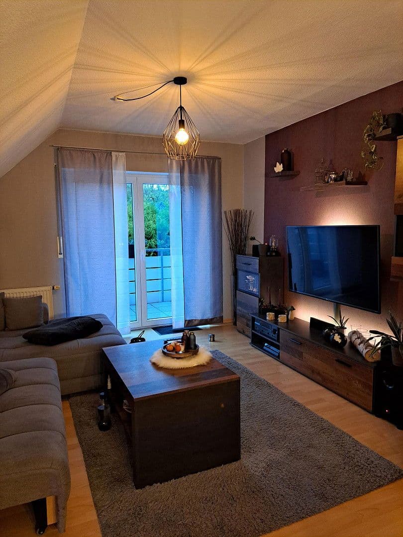 Pronájem bytu 3+1 80 m², Salzuflenerstr. 43 c, Vlotho, Severní Porýní-Vestfálsko Pronájem bytu 3+1 80 m², Salzuflenerstr. 43 c, Vlotho, Severní Porýní-Vestfálsko