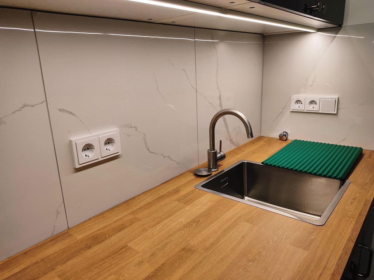 Pronájem bytu 2+1 66 m², Hannover, Dolní Sasko Pronájem bytu 2+1 66 m², Hannover, Dolní Sasko