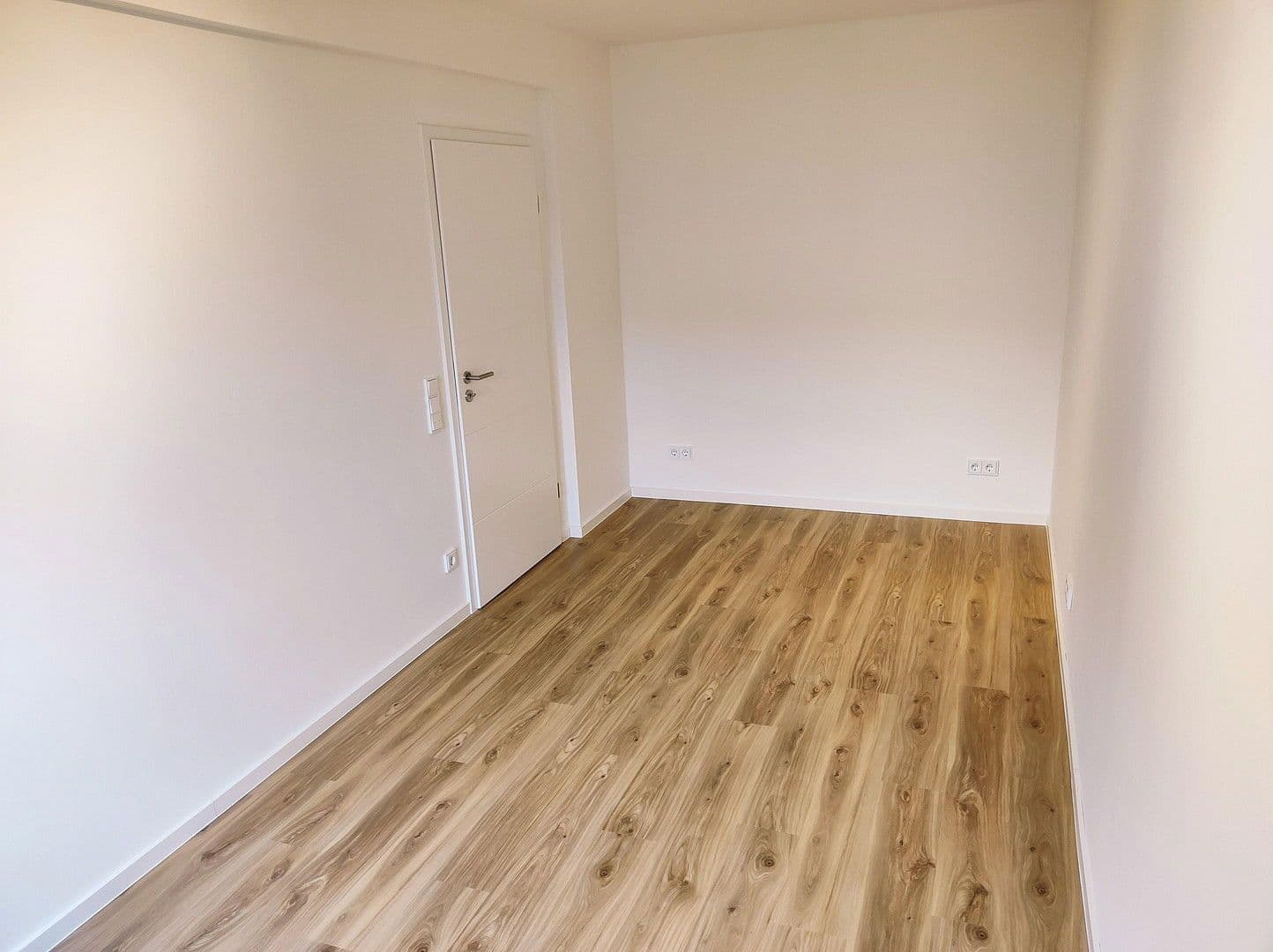 Pronájem bytu 2+1 66 m², Hannover, Dolní Sasko Pronájem bytu 2+1 66 m², Hannover, Dolní Sasko