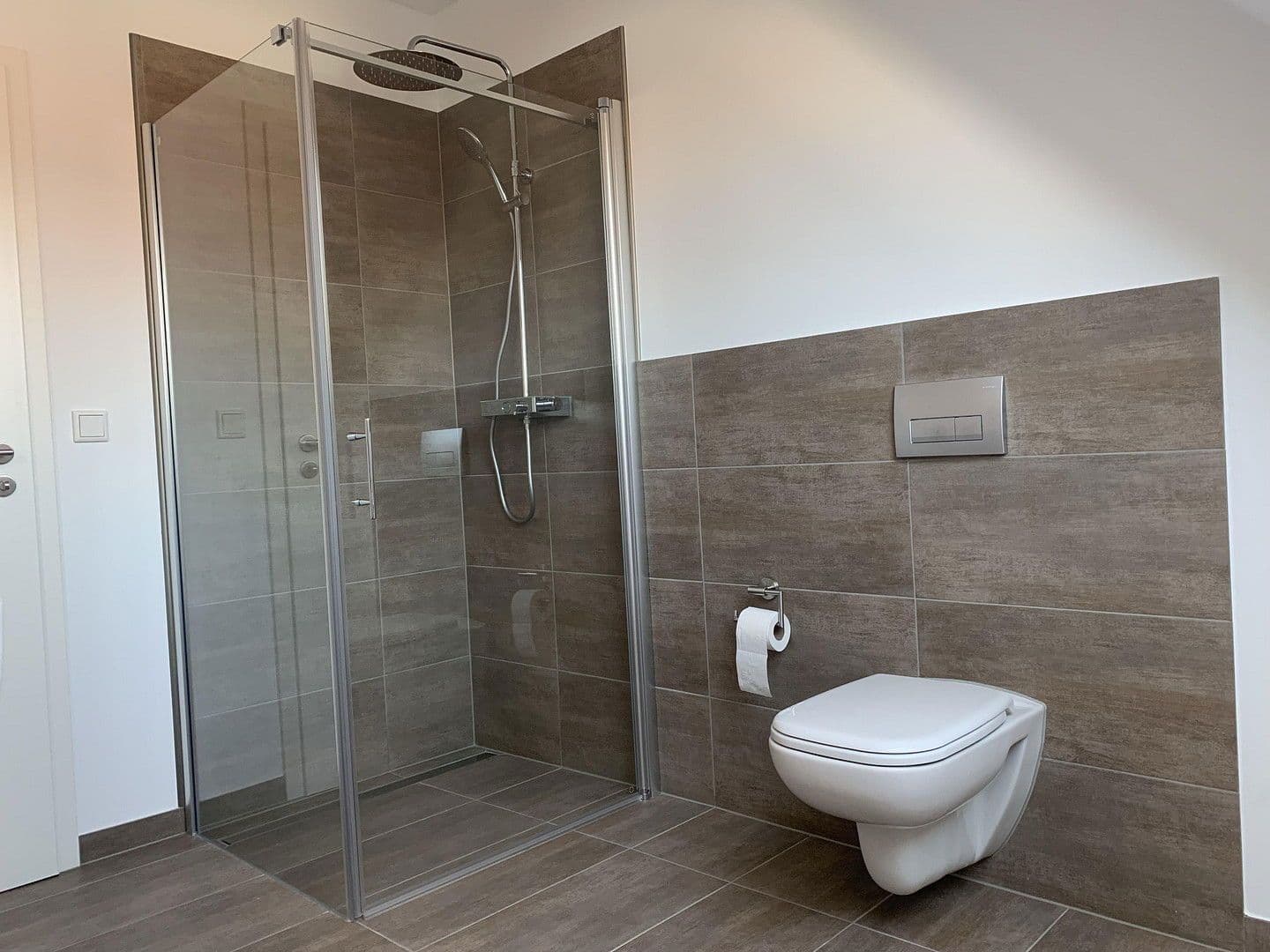 Pronájem bytu 3+1 85 m², Rodensteiner Str. 14a, Fränkisch-Crumbach, Hessen Pronájem bytu 3+1 85 m², Rodensteiner Str. 14a, Fränkisch-Crumbach, Hessen