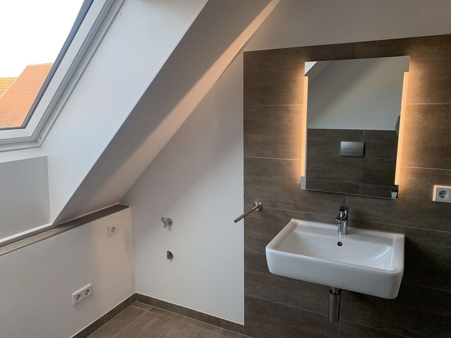 Pronájem bytu 3+1 85 m², Rodensteiner Str. 14a, Fränkisch-Crumbach, Hessen Pronájem bytu 3+1 85 m², Rodensteiner Str. 14a, Fränkisch-Crumbach, Hessen