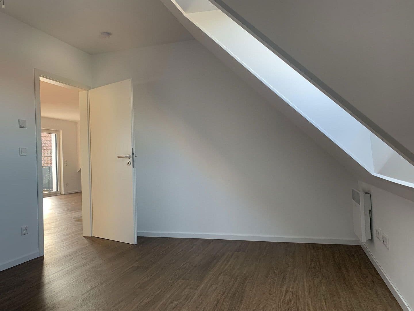 Pronájem bytu 3+1 85 m², Rodensteiner Str. 14a, Fränkisch-Crumbach, Hessen Pronájem bytu 3+1 85 m², Rodensteiner Str. 14a, Fränkisch-Crumbach, Hessen