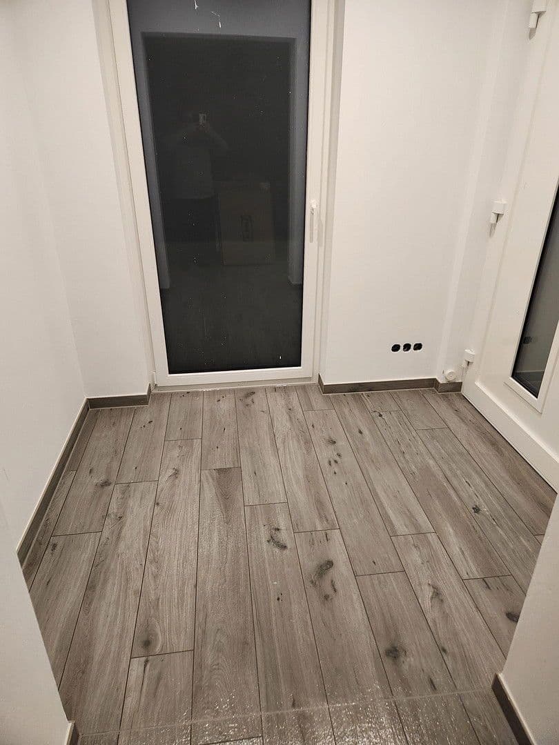 Pronájem bytu 2+1 95 m², Mindenerstr 459, Osnabrück, Dolní Sasko Pronájem bytu 2+1 95 m², Mindenerstr 459, Osnabrück, Dolní Sasko