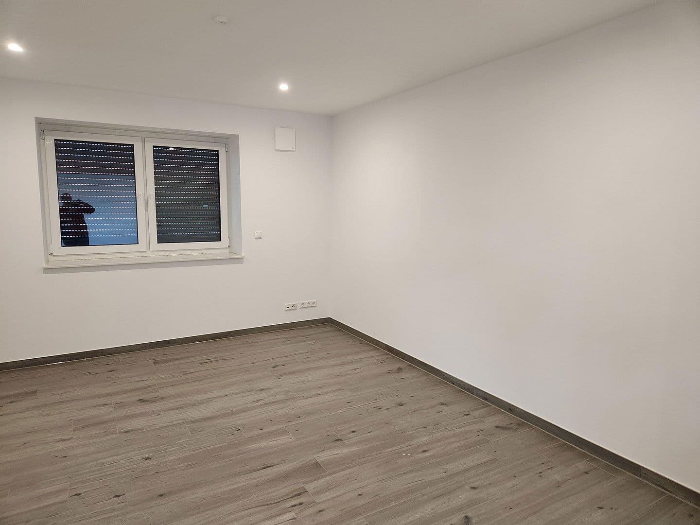 Pronájem bytu 2+1 95 m², Mindenerstr 459, Osnabrück, Dolní Sasko Pronájem bytu 2+1 95 m², Mindenerstr 459, Osnabrück, Dolní Sasko