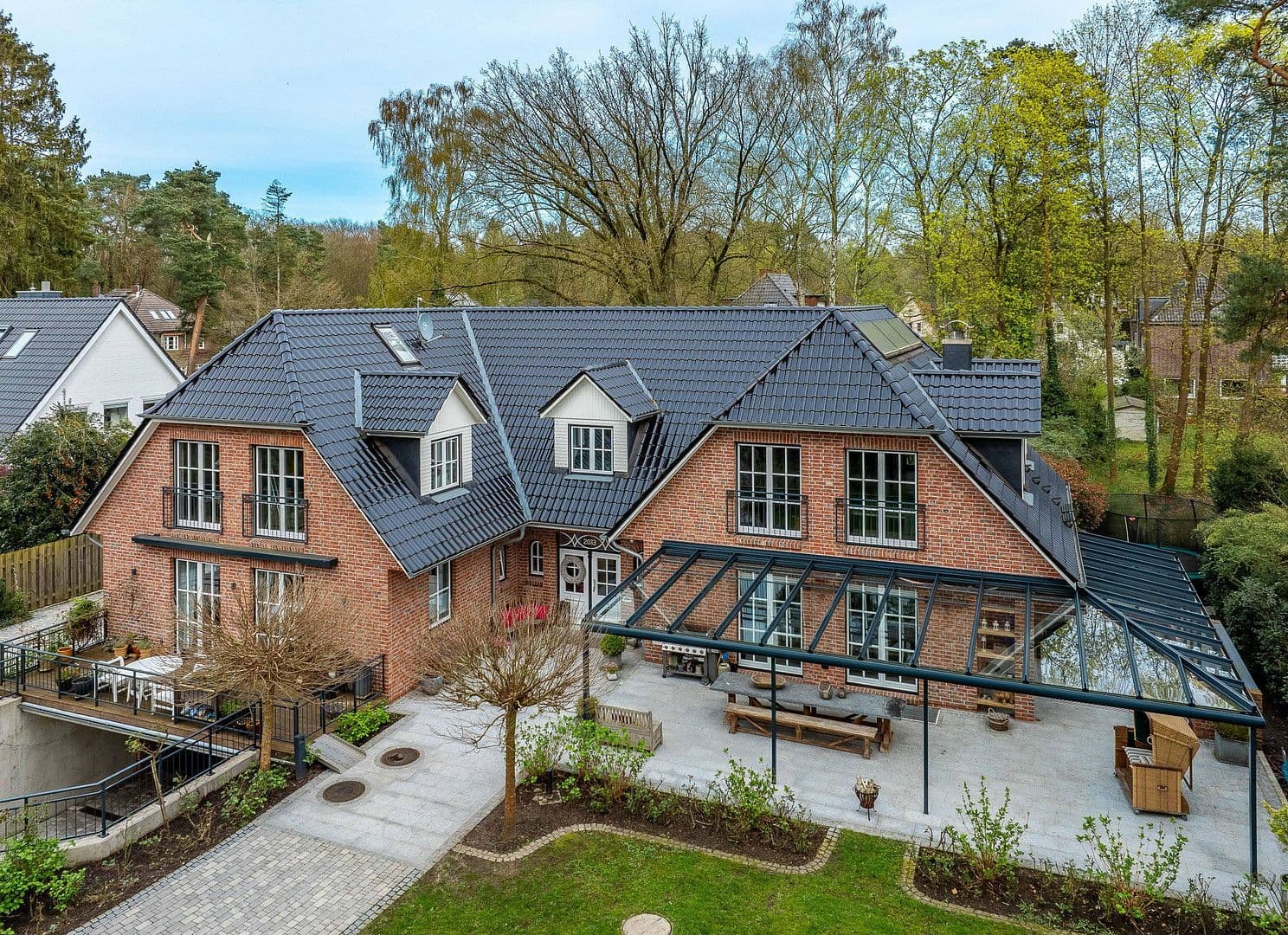 Prodej domu 440 m², pozemek 1.799 m², Nibelungenweg 22, Hamburg, Hamburg Prodej domu 440 m², pozemek 1.799 m², Nibelungenweg 22, Hamburg, Hamburg