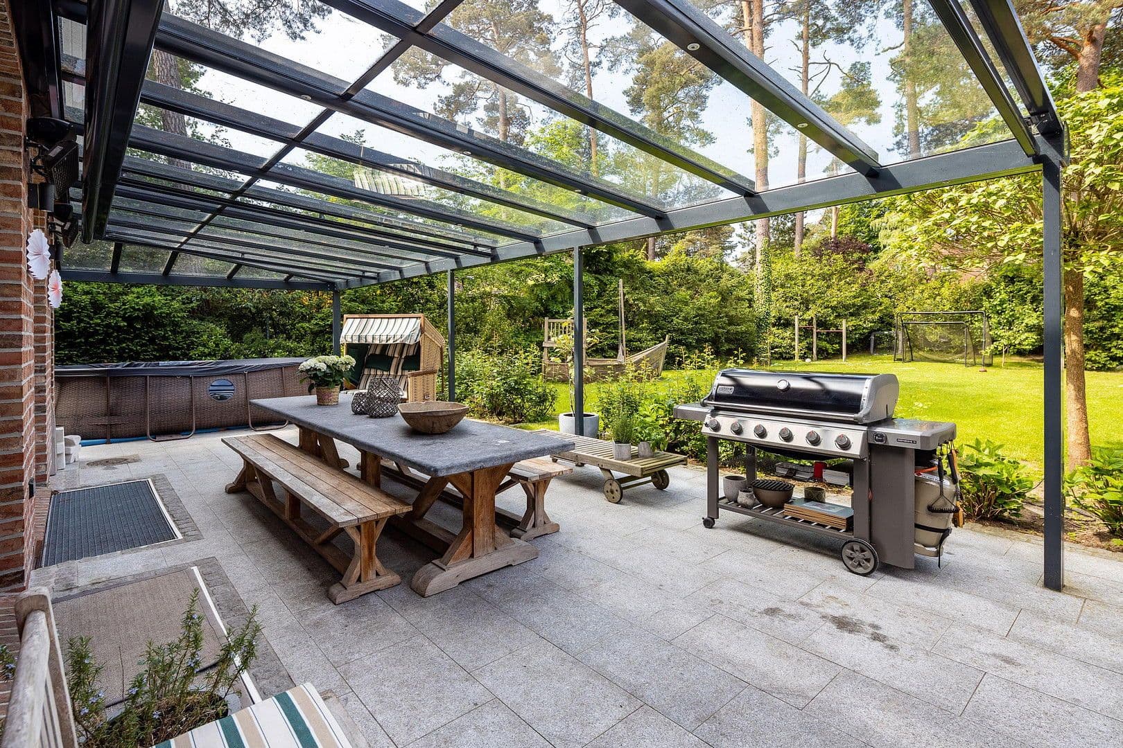 Prodej domu 440 m², pozemek 1.799 m², Nibelungenweg 22, Hamburg, Hamburg Prodej domu 440 m², pozemek 1.799 m², Nibelungenweg 22, Hamburg, Hamburg