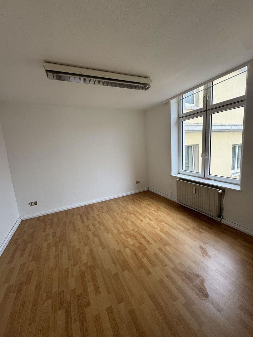 Pronájem bytu 5+1 102 m², Eckeseyer Str. 169, Hagen, Severní Porýní-Vestfálsko Pronájem bytu 5+1 102 m², Eckeseyer Str. 169, Hagen, Severní Porýní-Vestfálsko