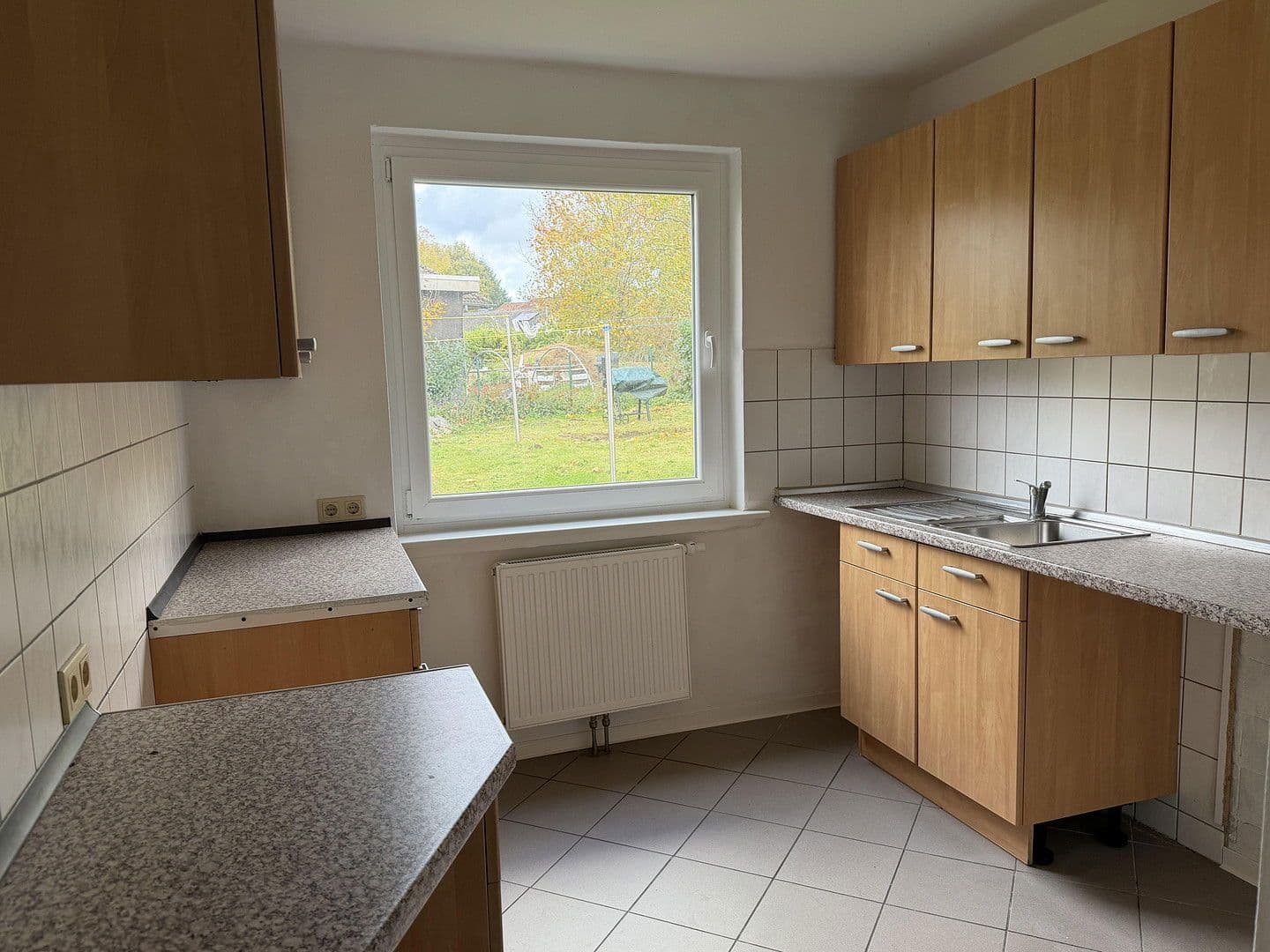 Pronájem bytu 3+1 73 m², Adolphsheider Straße 10, Bad Fallingbostel, Dolní Sasko Pronájem bytu 3+1 73 m², Adolphsheider Straße 10, Bad Fallingbostel, Dolní Sasko