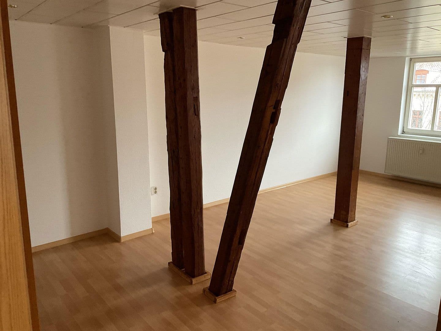 Pronájem bytu 3+1 100 m², Naumburg (Saale), Sasko-Anhaltsko Pronájem bytu 3+1 100 m², Naumburg (Saale), Sasko-Anhaltsko