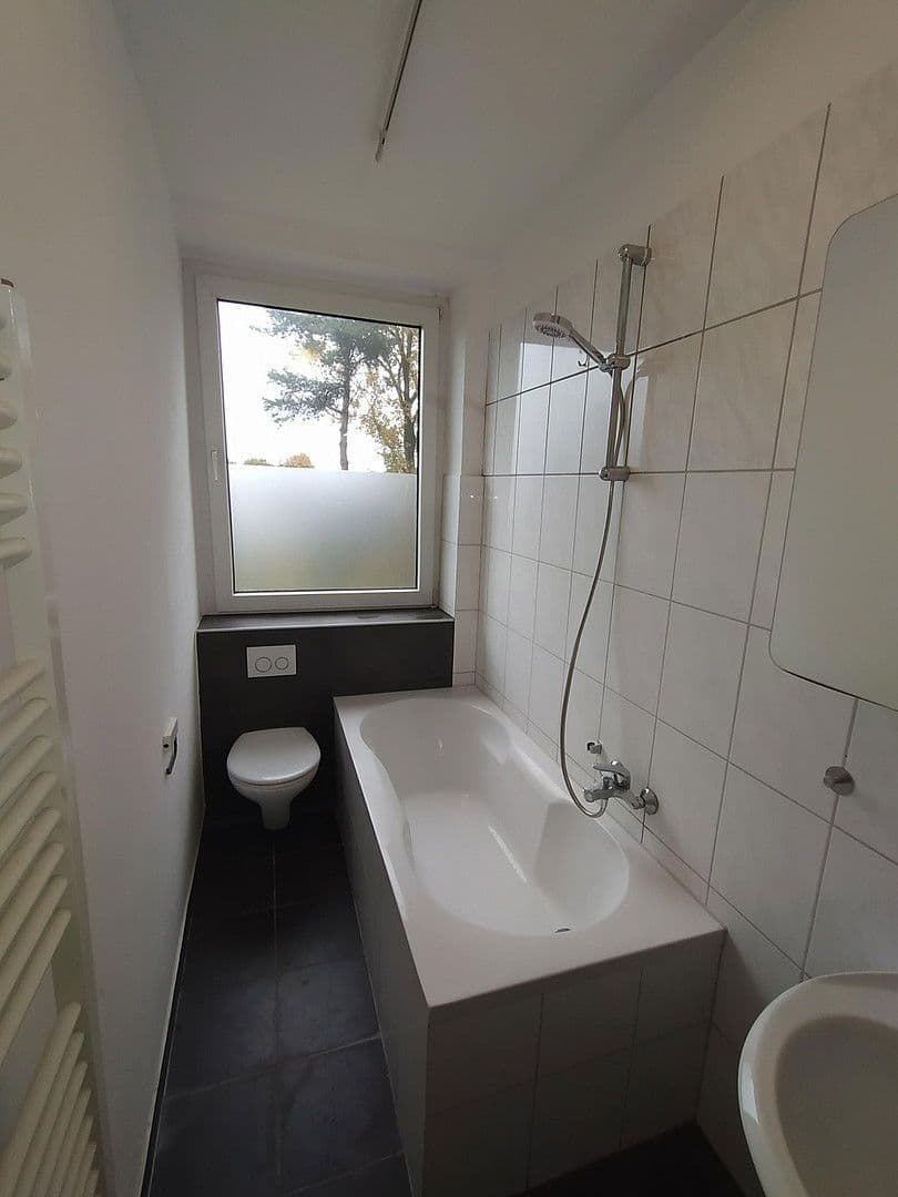 Pronájem bytu 2+1 66 m², Zeppelinstraße 123, Mönchengladbach, Severní Porýní-Vestfálsko Pronájem bytu 2+1 66 m², Zeppelinstraße 123, Mönchengladbach, Severní Porýní-Vestfálsko