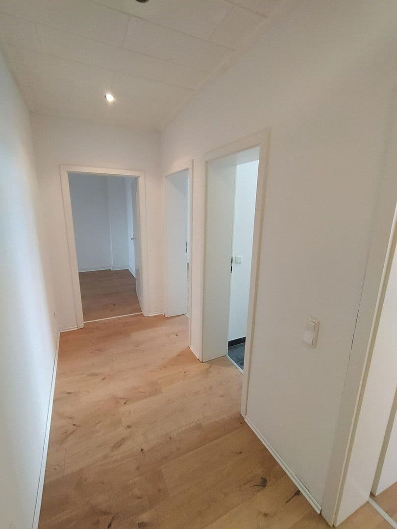 Pronájem bytu 2+1 66 m², Zeppelinstraße 123, Mönchengladbach, Severní Porýní-Vestfálsko Pronájem bytu 2+1 66 m², Zeppelinstraße 123, Mönchengladbach, Severní Porýní-Vestfálsko