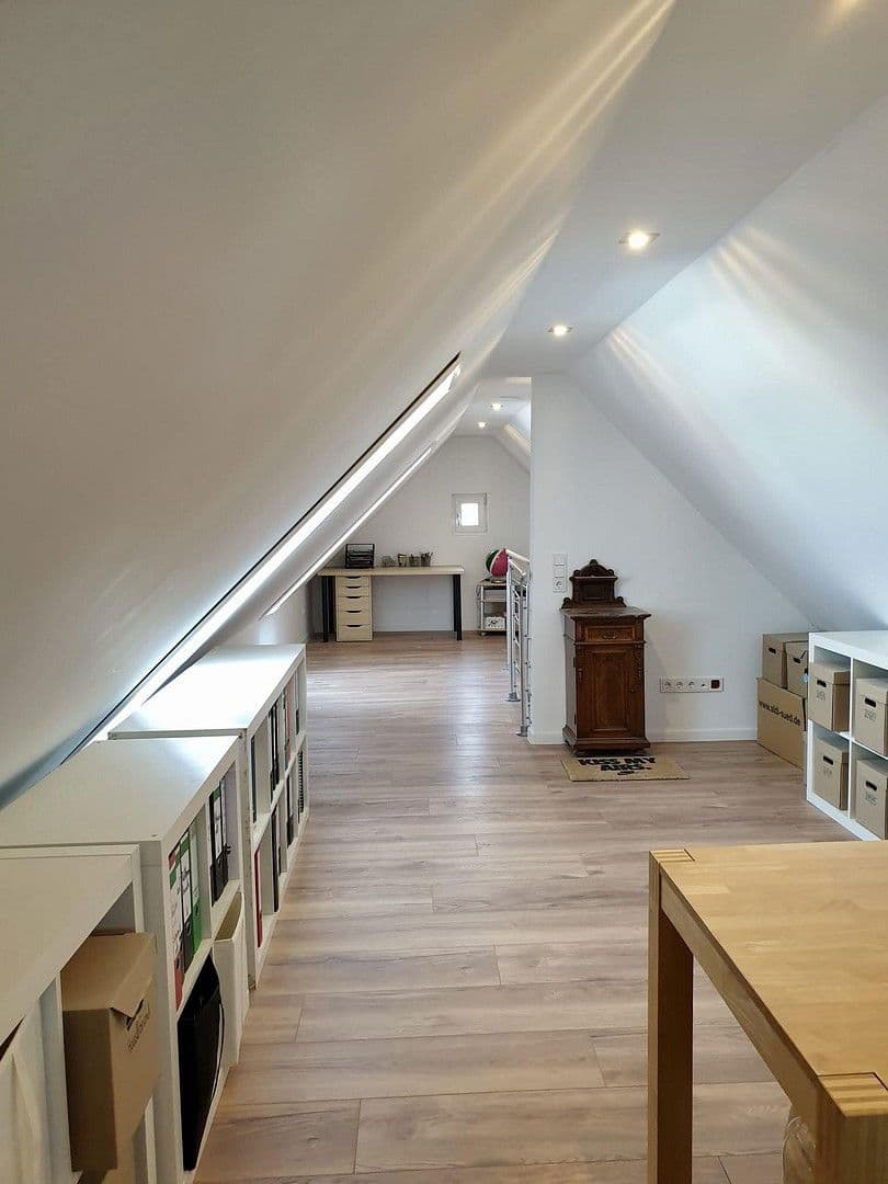 Pronájem domu 150 m², pozemek 400 m², Wendelstein, Bavorsko Pronájem domu 150 m², pozemek 400 m², Wendelstein, Bavorsko