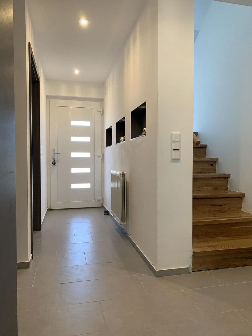 Pronájem domu 150 m², pozemek 400 m², Wendelstein, Bavorsko Pronájem domu 150 m², pozemek 400 m², Wendelstein, Bavorsko