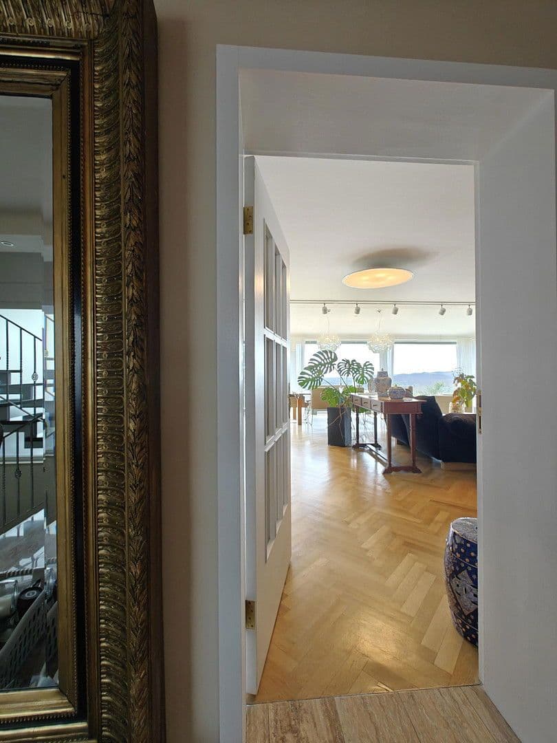 Prodej domu 493 m², pozemek 1.531 m², Glashütten, Hessen Prodej domu 493 m², pozemek 1.531 m², Glashütten, Hessen