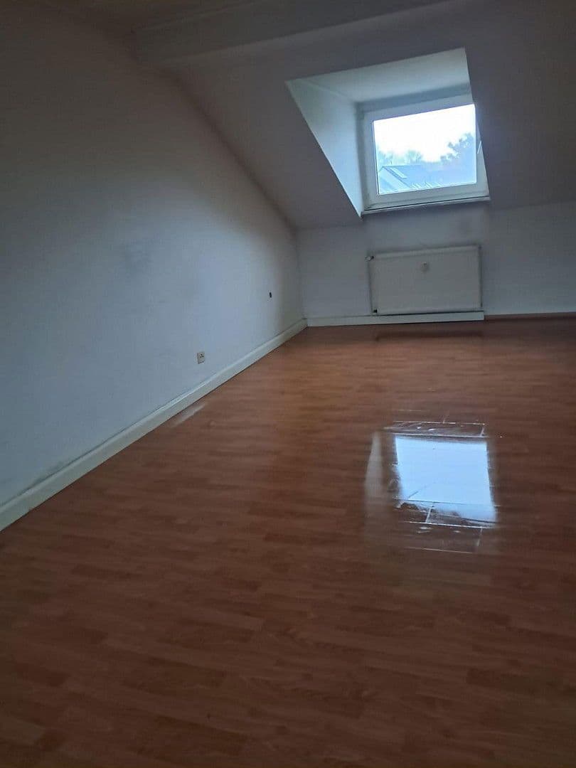Pronájem bytu 3+1 77 m², Jägerhofstraße 13, Ratingen, Severní Porýní-Vestfálsko Pronájem bytu 3+1 77 m², Jägerhofstraße 13, Ratingen, Severní Porýní-Vestfálsko