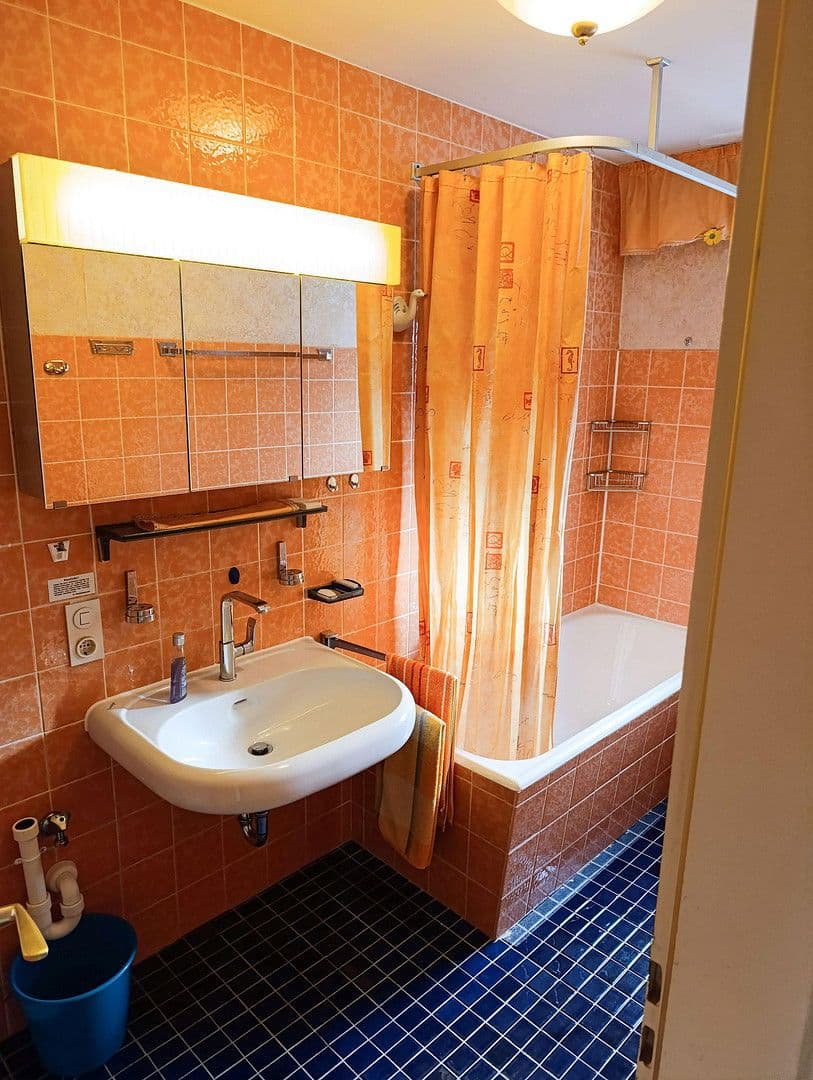 Prodej bytu 3+kk 83 m², Am Weißen Bild 40+42, Biberach an der Riß, Bádensko-Württembersko Prodej bytu 3+kk 83 m², Am Weißen Bild 40+42, Biberach an der Riß, Bádensko-Württembersko