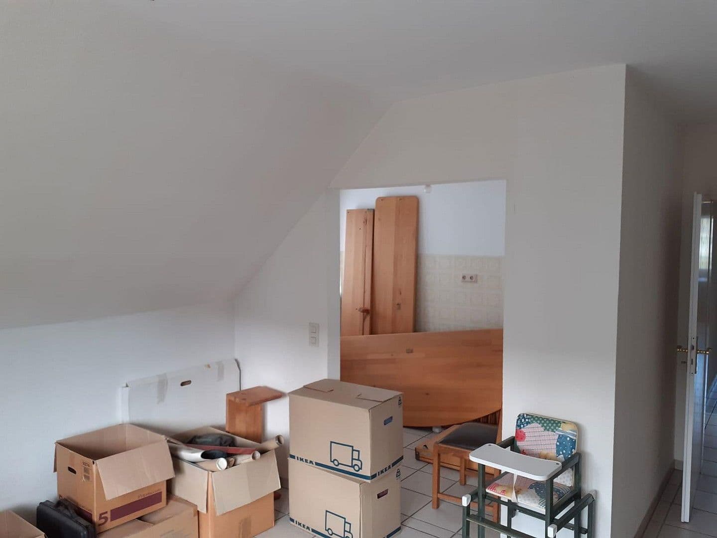 Pronájem domu 147 m², pozemek 600 m², Ringstraße 13, Engelskirchen, Severní Porýní-Vestfálsko Pronájem domu 147 m², pozemek 600 m², Ringstraße 13, Engelskirchen, Severní Porýní-Vestfálsko