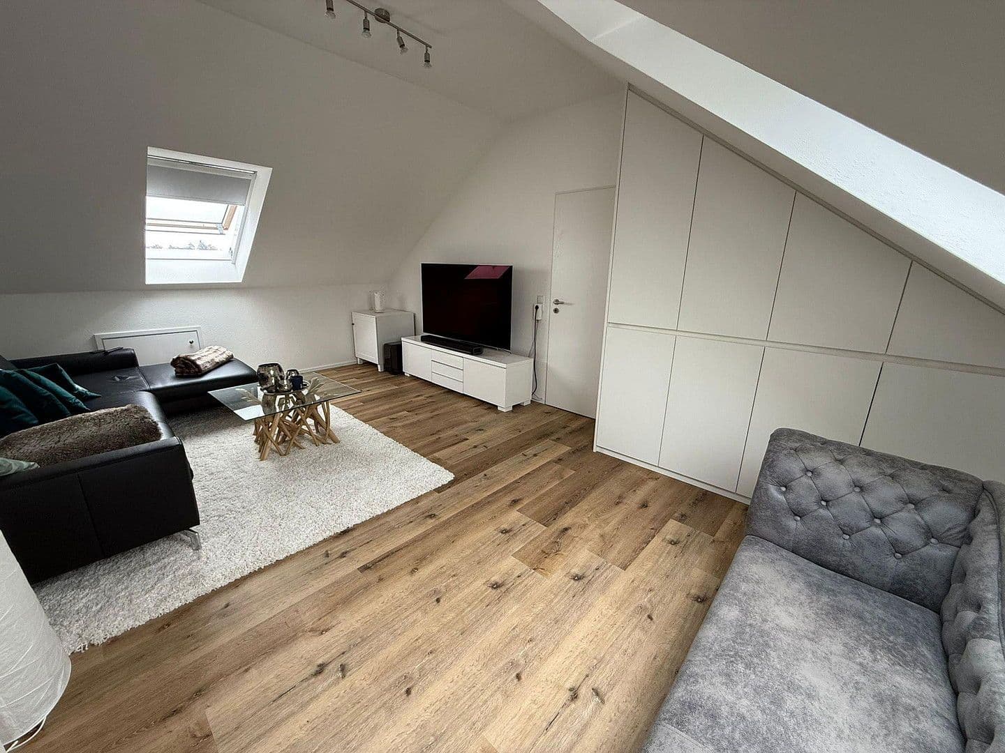 Pronájem bytu 2+kk 98 m², Riedlenstrase 18, Ulm, Bádensko-Württembersko Pronájem bytu 2+kk 98 m², Riedlenstrase 18, Ulm, Bádensko-Württembersko