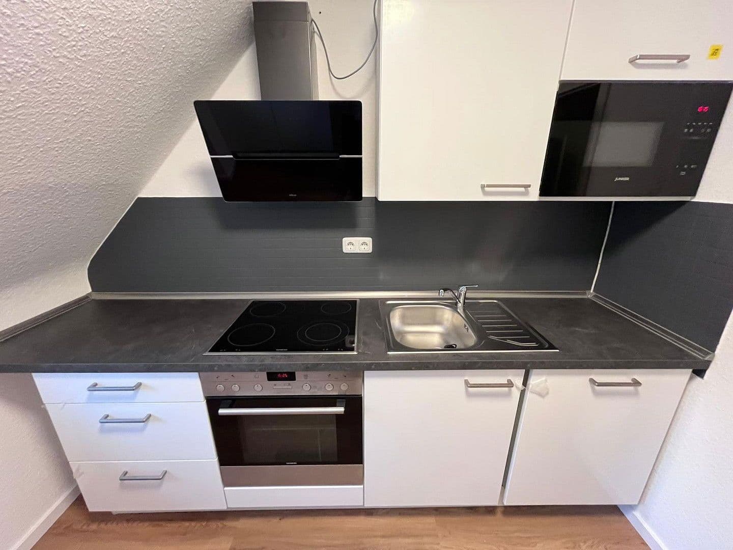 Pronájem bytu 2+1 71 m², Stubenlohstraße 11, Erlangen, Bavorsko Pronájem bytu 2+1 71 m², Stubenlohstraße 11, Erlangen, Bavorsko