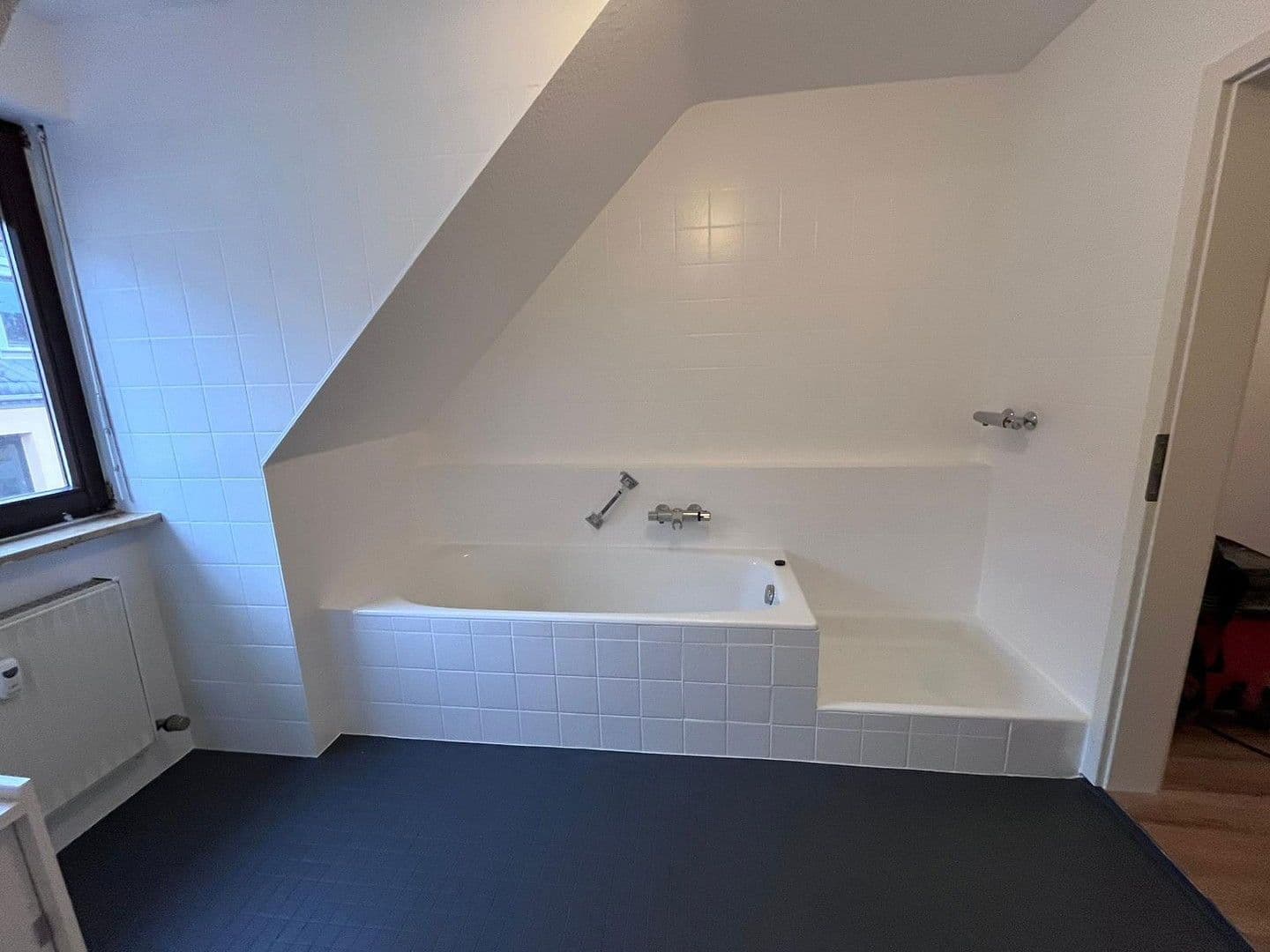 Pronájem bytu 2+1 71 m², Stubenlohstraße 11, Erlangen, Bavorsko Pronájem bytu 2+1 71 m², Stubenlohstraße 11, Erlangen, Bavorsko