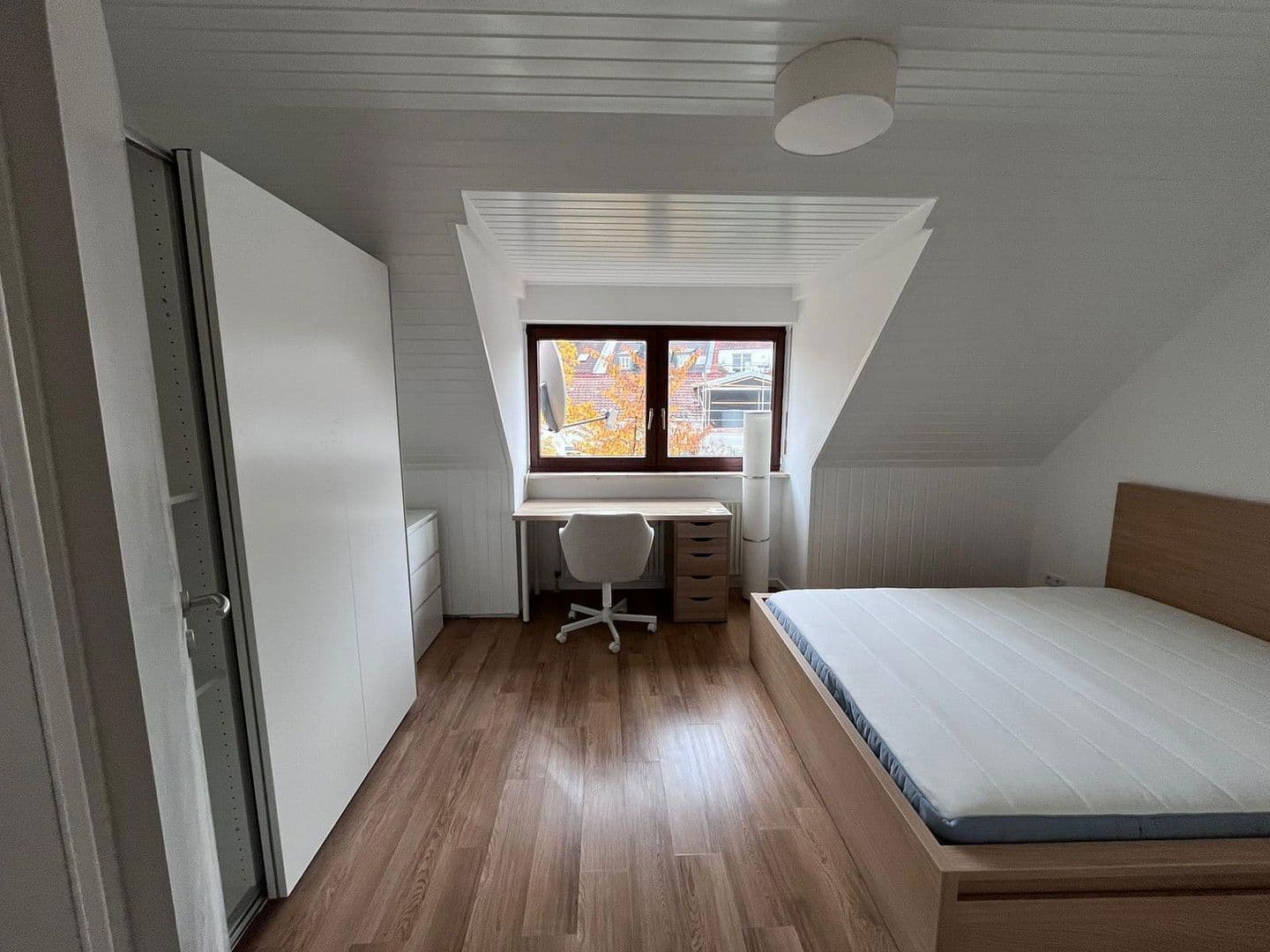 Pronájem bytu 2+1 71 m², Stubenlohstraße 11, Erlangen, Bavorsko Pronájem bytu 2+1 71 m², Stubenlohstraße 11, Erlangen, Bavorsko