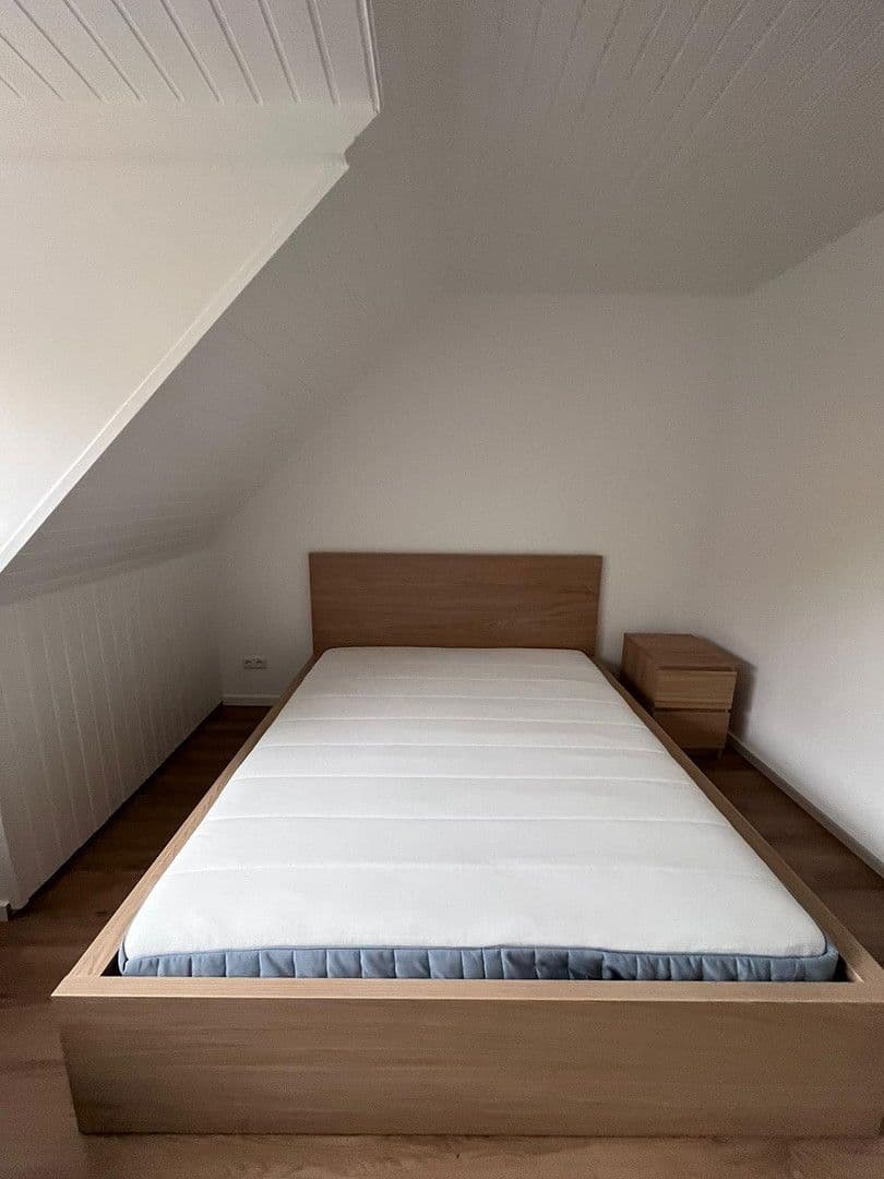 Pronájem bytu 2+1 71 m², Stubenlohstraße 11, Erlangen, Bavorsko Pronájem bytu 2+1 71 m², Stubenlohstraße 11, Erlangen, Bavorsko
