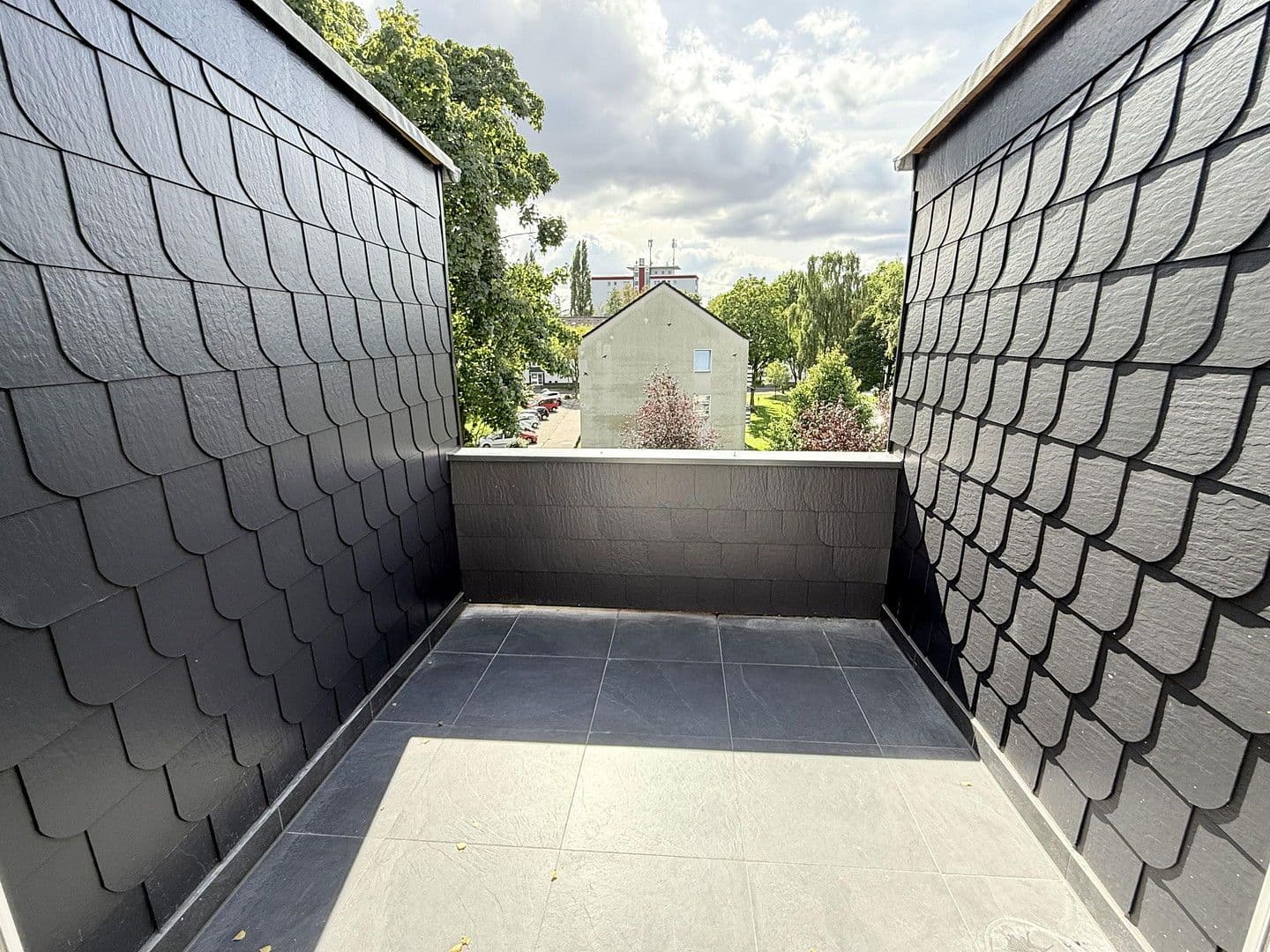 Pronájem bytu 3+1 98 m², Königsberger Straße, Oberhausen, Severní Porýní-Vestfálsko Pronájem bytu 3+1 98 m², Königsberger Straße, Oberhausen, Severní Porýní-Vestfálsko