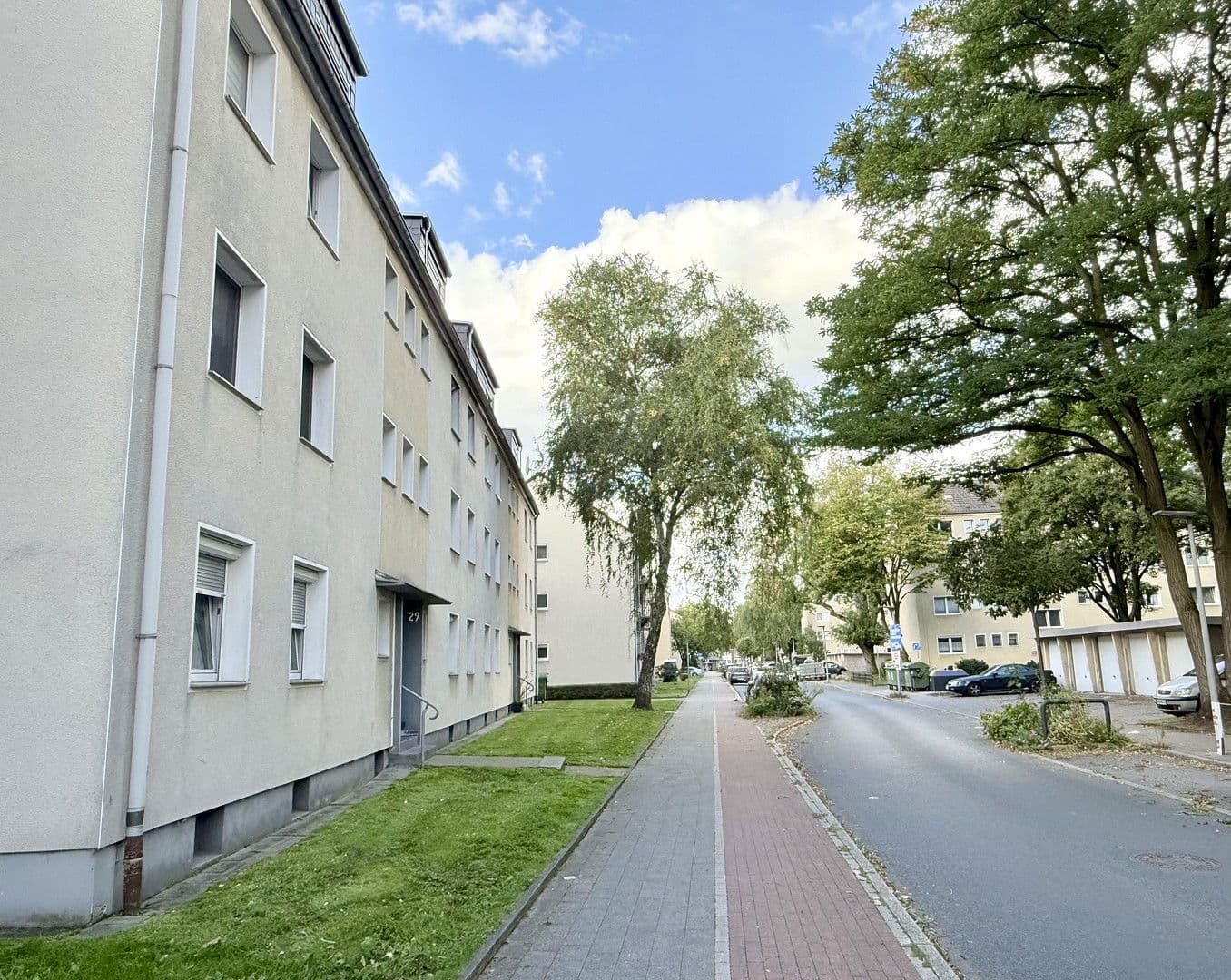 Pronájem bytu 3+1 98 m², Königsberger Straße, Oberhausen, Severní Porýní-Vestfálsko Pronájem bytu 3+1 98 m², Königsberger Straße, Oberhausen, Severní Porýní-Vestfálsko