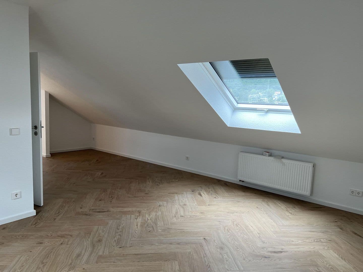 Pronájem bytu 5+1 126 m², Wiesbaden, Hessen Pronájem bytu 5+1 126 m², Wiesbaden, Hessen