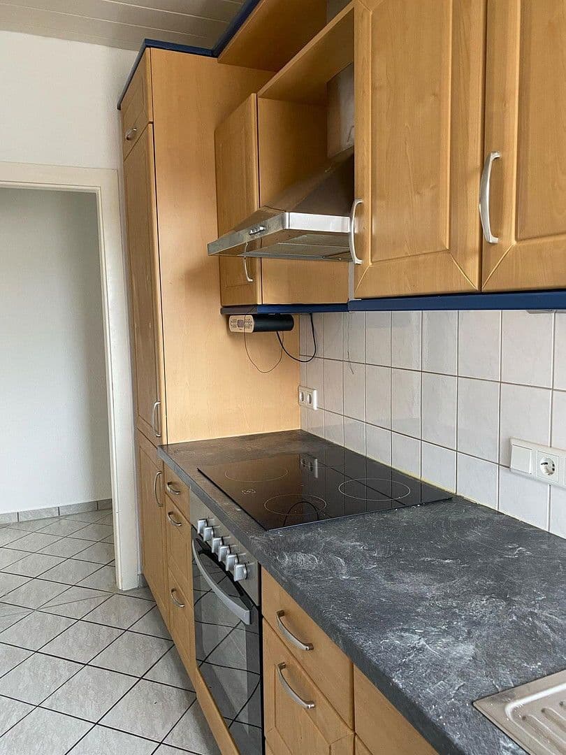 Pronájem bytu 4+1 68 m², Schützenstr. 75, Remscheid, Severní Porýní-Vestfálsko Pronájem bytu 4+1 68 m², Schützenstr. 75, Remscheid, Severní Porýní-Vestfálsko