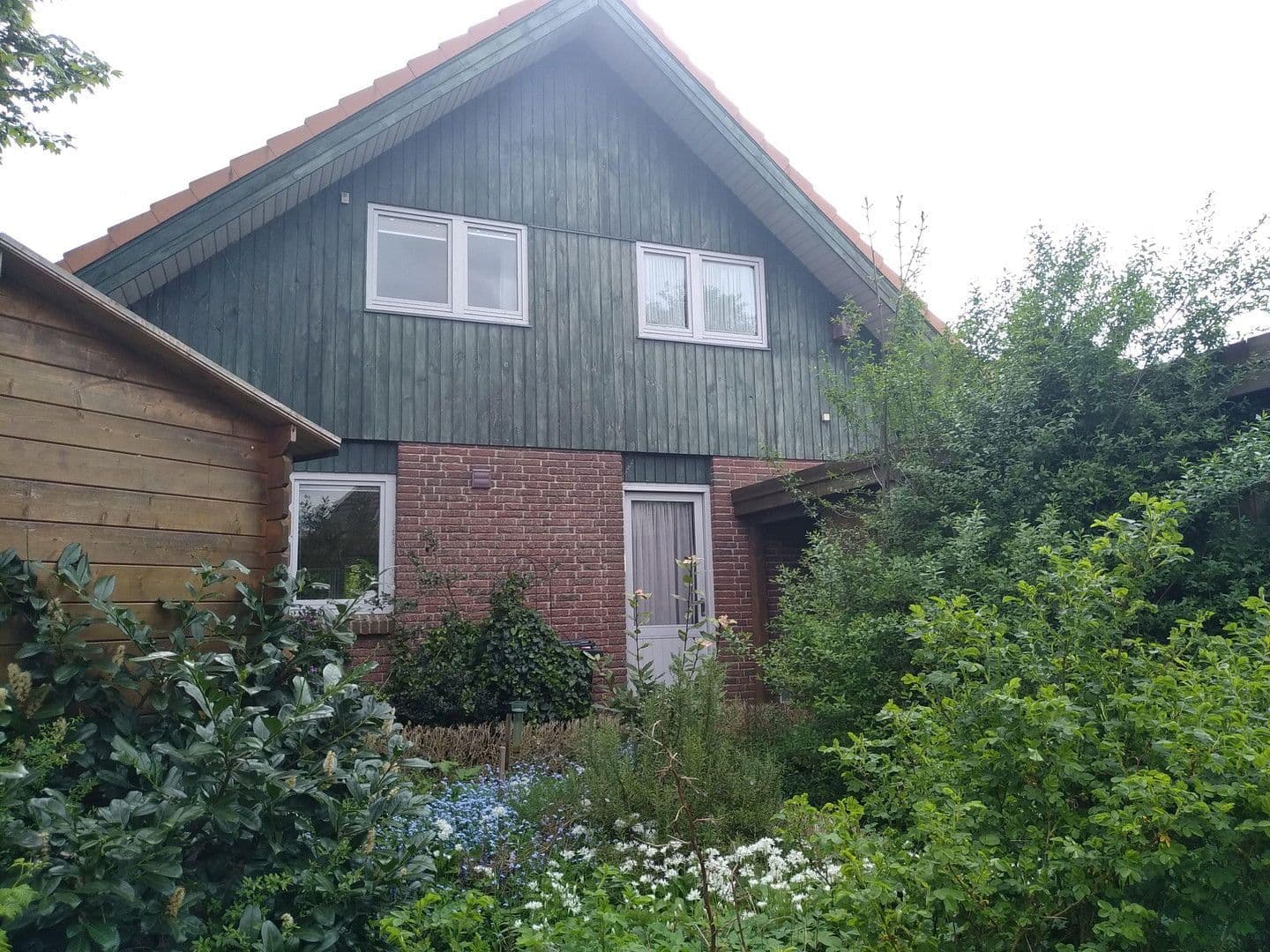 Prodej domu 120 m², pozemek 652 m², Neu Wulmstorf, Dolní Sasko Prodej domu 120 m², pozemek 652 m², Neu Wulmstorf, Dolní Sasko